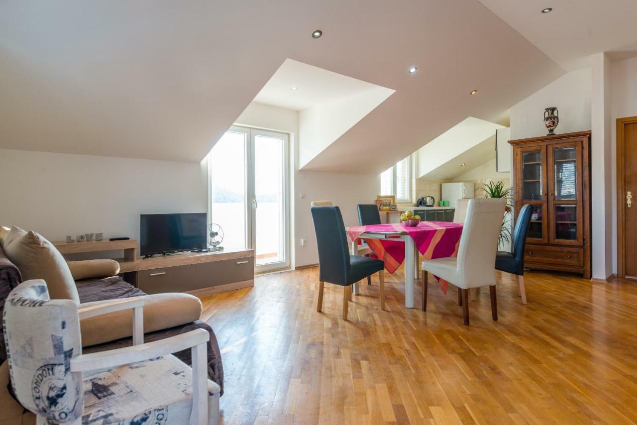 Majestic Lookout - Apartment Rixi Dubrovnik Eksteriør billede